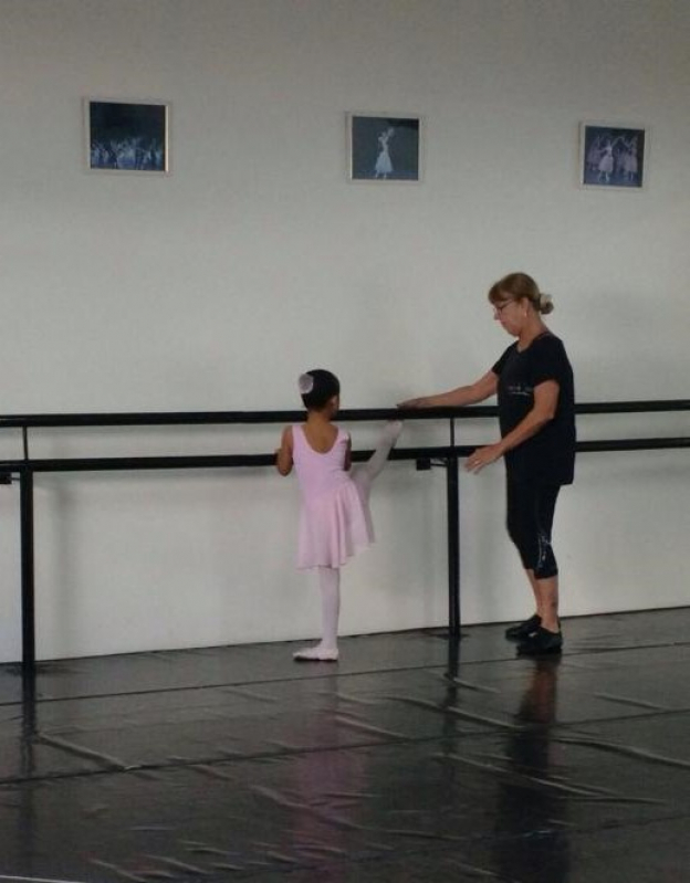 Aula de Ballet Infantil para Iniciantes Vila Jaraguá - Aula de Ballet Clássico