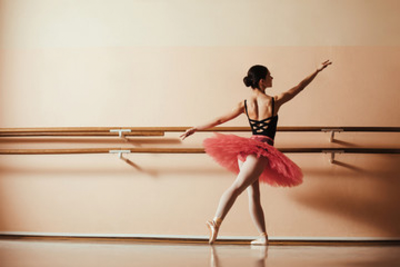 Escola de Ballet Infantil Centro - Escola de Dança Profissional