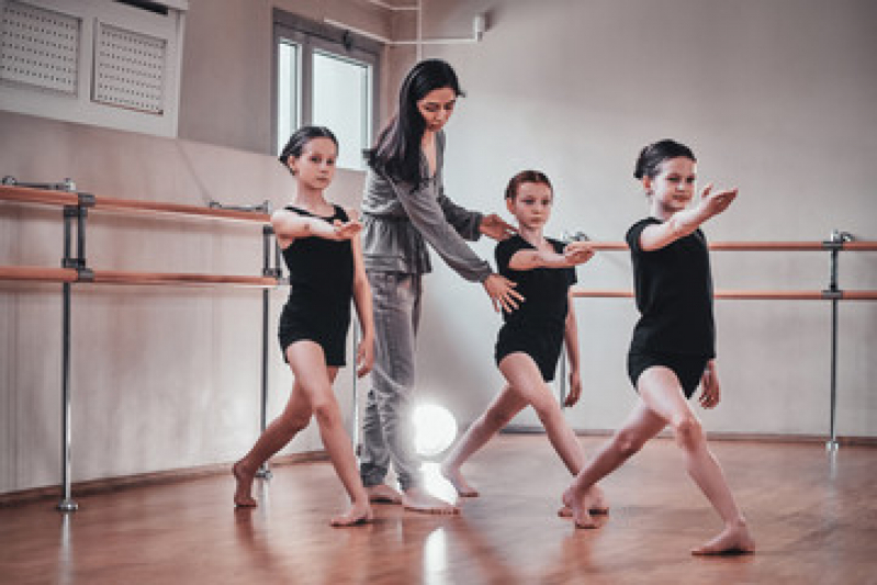 Escola Profissional de Dança Telefone Santana - Escola de Dança Infantil