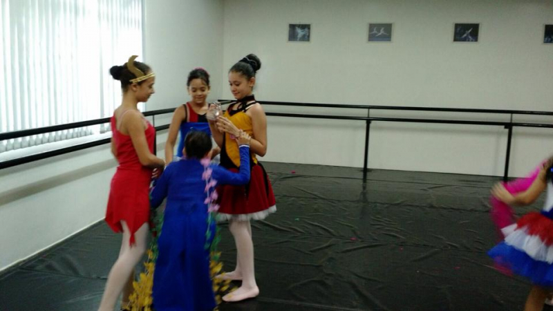 Qual o Valor de Ballet para Iniciantes Infantil Santa Cruz - Ballet Infantil 3 Anos